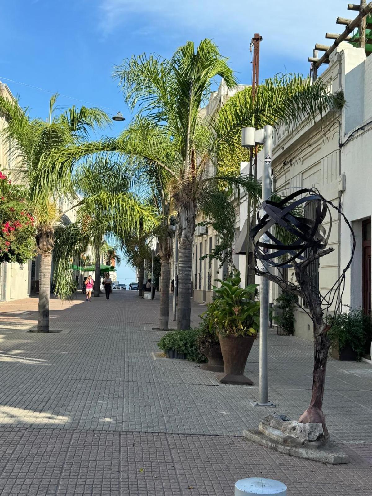 En Peatonal Ciudad Vieja Montevideo